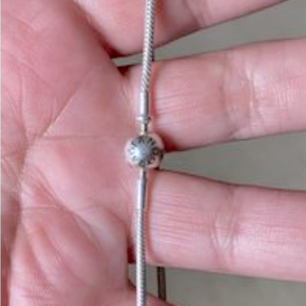 7 inch snake link Pandora Me bracelet. Never worn and does come with a box.